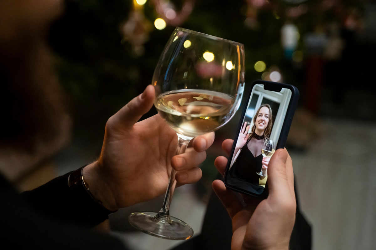 Navigating the Anxiety of Online Dating