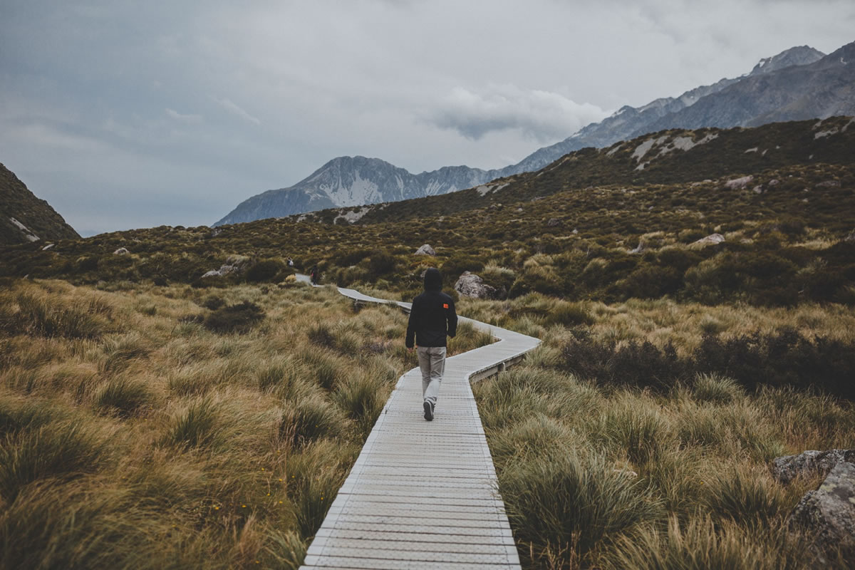 Why You Should Walk to Boost Your Mental Health