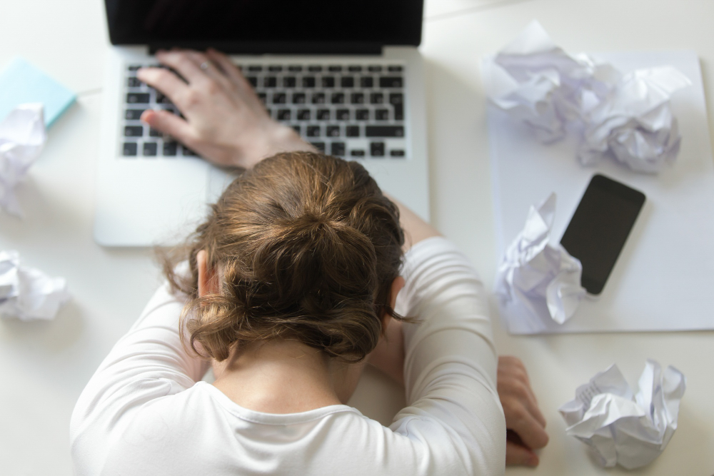 The Sneaky Signs of Burnout at Work You Can't Ignore