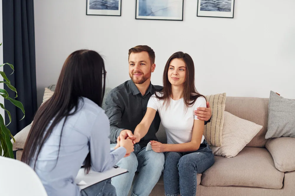 How a Couples Therapist in Altamonte Springs, Florida Uses the Gottman Method to Rebuild Relationship Trust