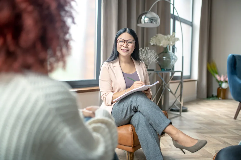 Psychologist vs. Psychotherapist: Finding the Right Help for You in Maitland, FL