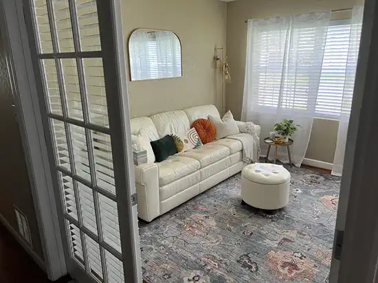 Jordan Champa's professional counseling office at Orlando Thrive Therapy for local therapy sessions.