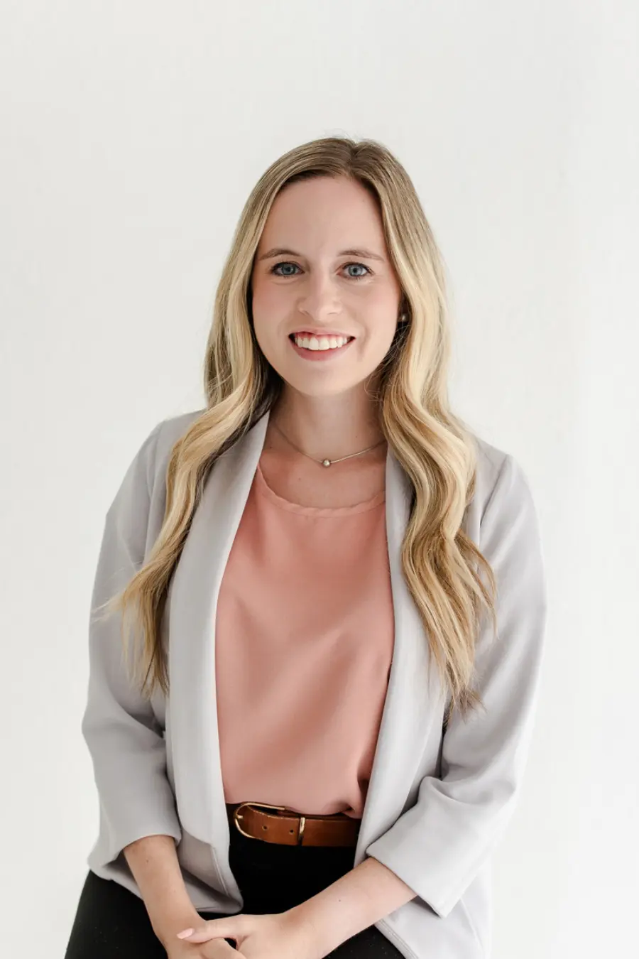 Lauren Rhodes, LMFT, therapist at the Dr. Phillips office of Orlando Thrive Therapy