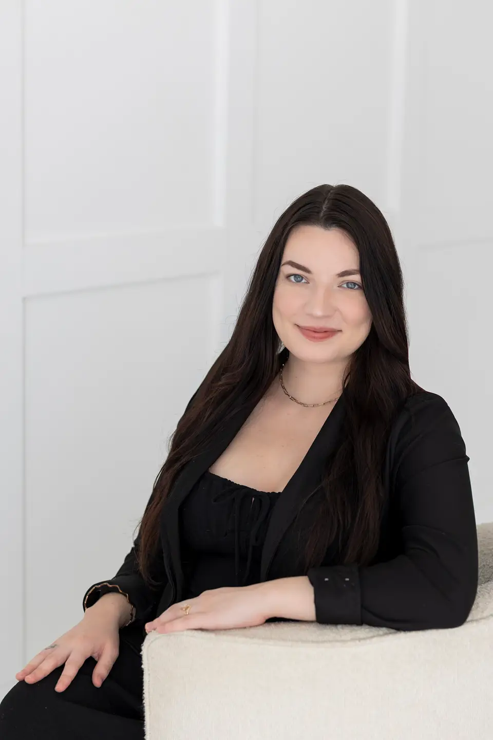Mackenzie Bernal, RMFTI, therapist at the Dr. Phillips office of Orlando Thrive Therapy